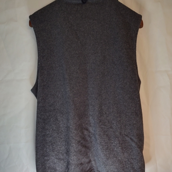 COPY - Vintage Warner Bros Gray Superman Logo Fleece Sleeveless Sweater Vest Me… - Picture 2 of 3